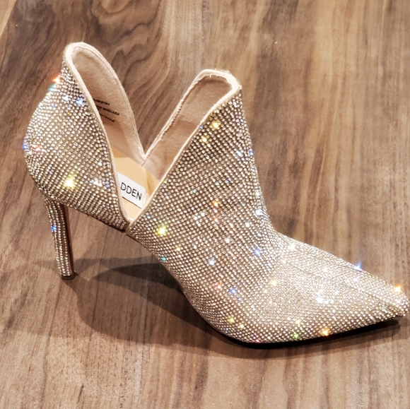 NWT STEVEN MADDEN Crystal Ankle Booties - Picture 6 of 13